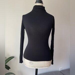 Dynamite mock neck longsleeve tee